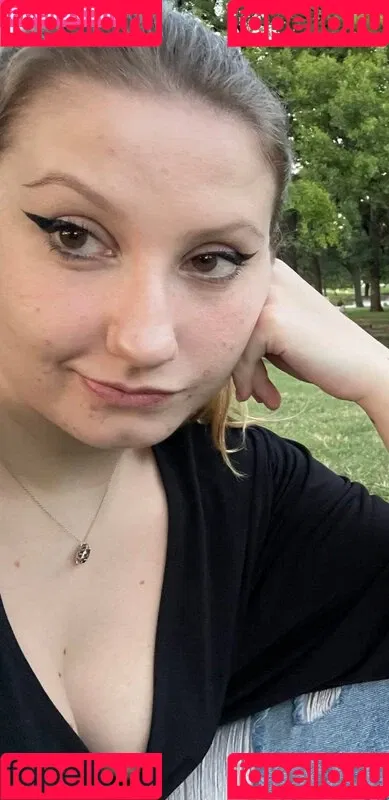 CherryGumms Onlyfans Photo Gallery 
