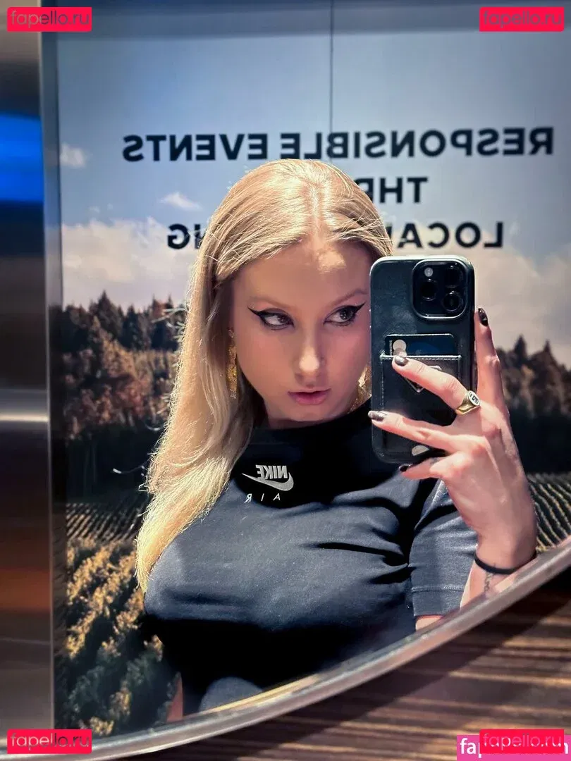 CherryGumms Onlyfans Photo Gallery 