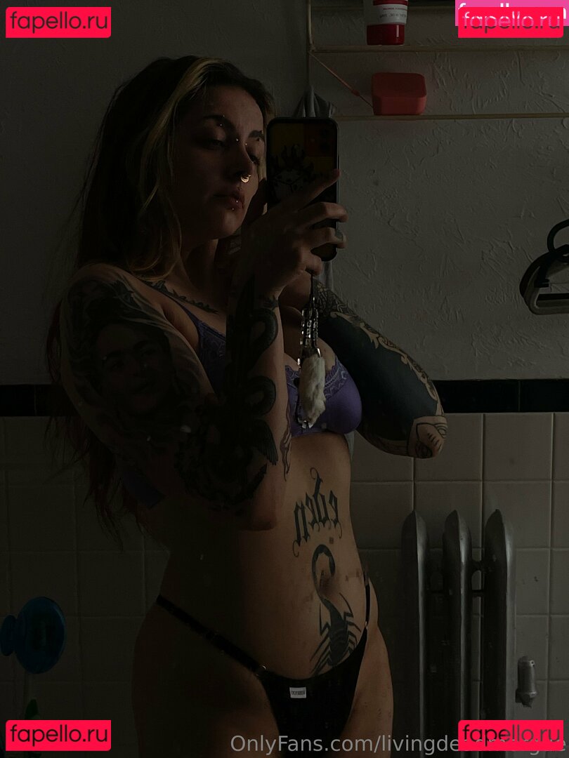 Livingdeadmorgue Nude Onlyfans Photo 9