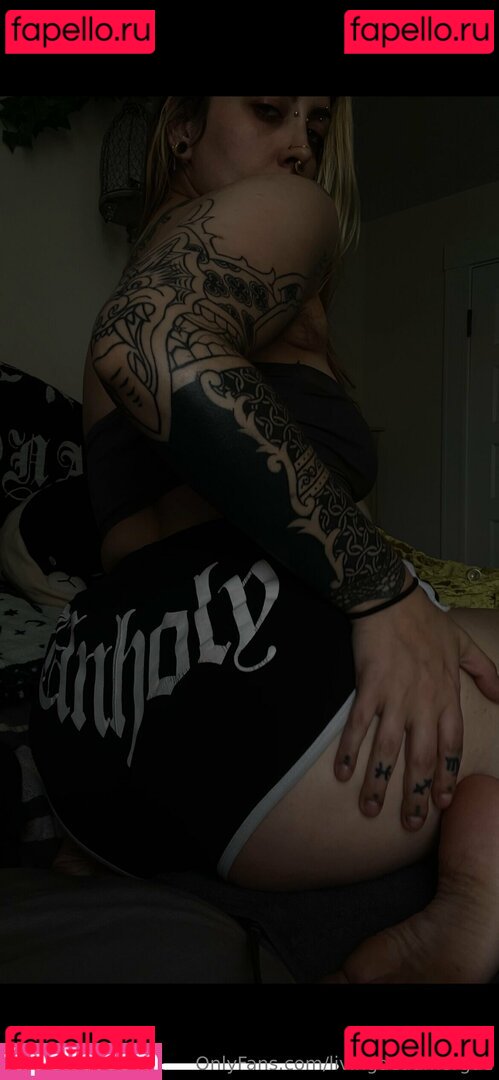 Livingdeadmorgue Nude Onlyfans Photo 7