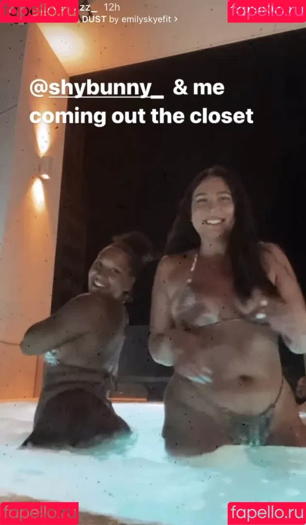 chelzmarie_ Onlyfans Photo Gallery 