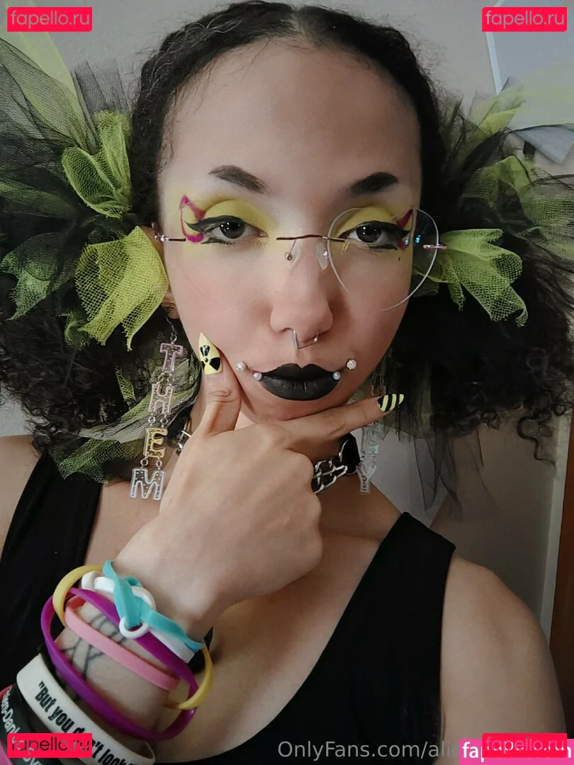 alicelexington Onlyfans Photo Gallery 