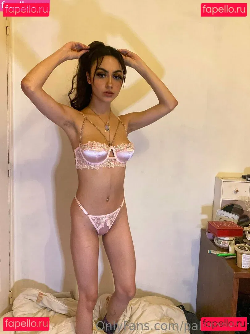 palomasrrr Onlyfans Photo Gallery 