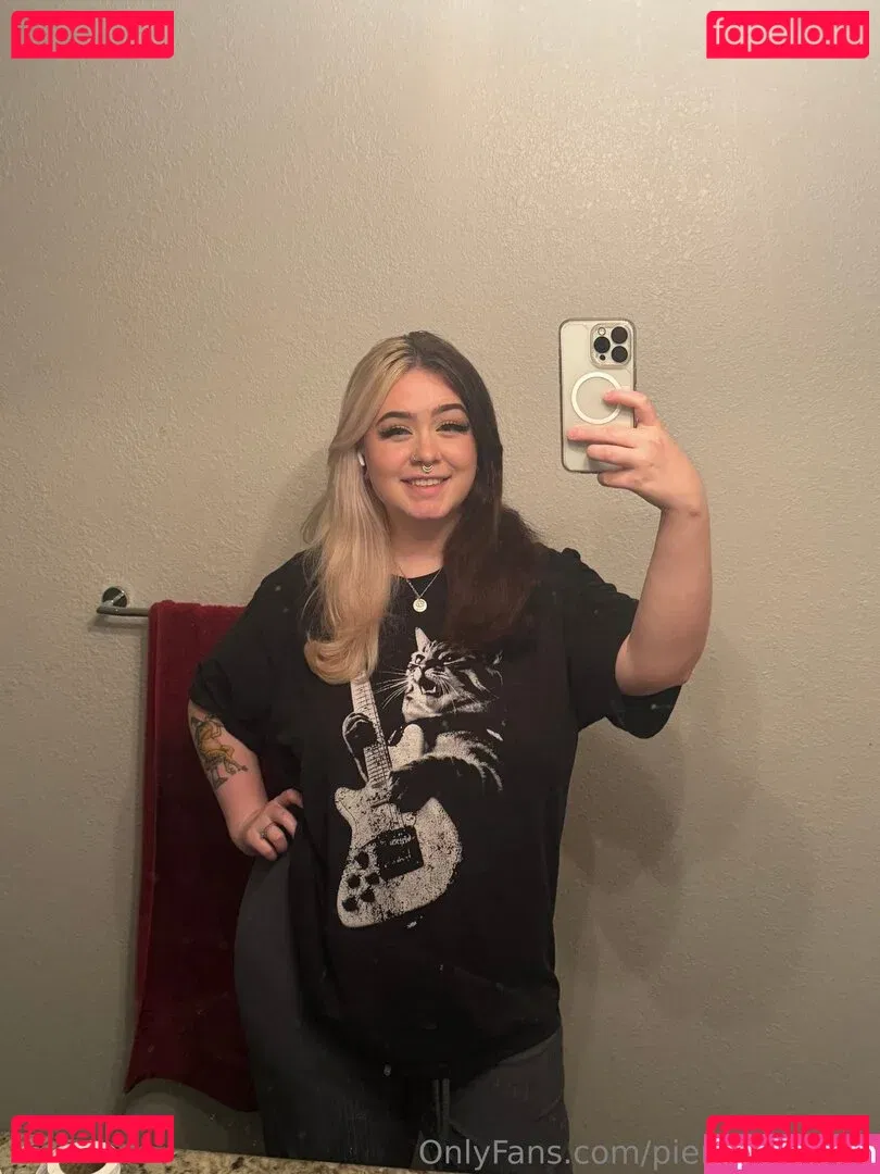 Piercednoodle Onlyfans Photo Gallery 