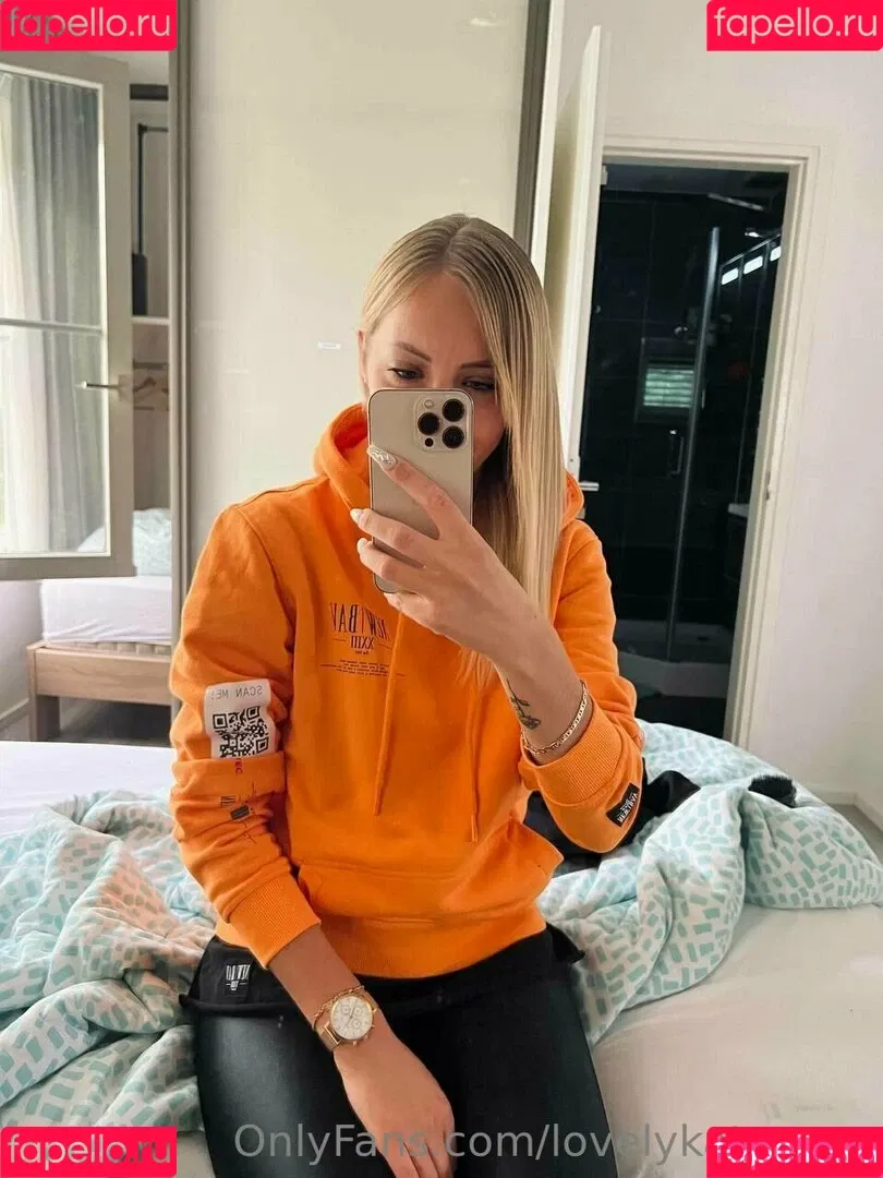 lovelykatexoxo Onlyfans Photo Gallery 