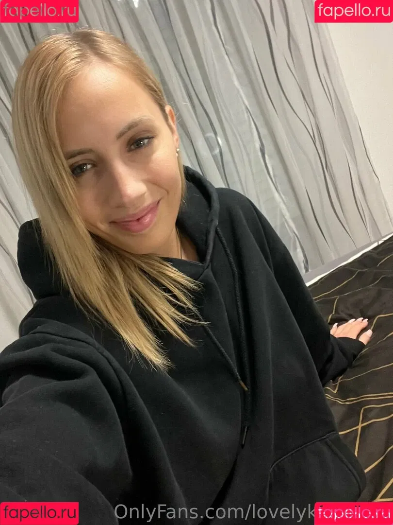lovelykatexoxo Onlyfans Photo Gallery 