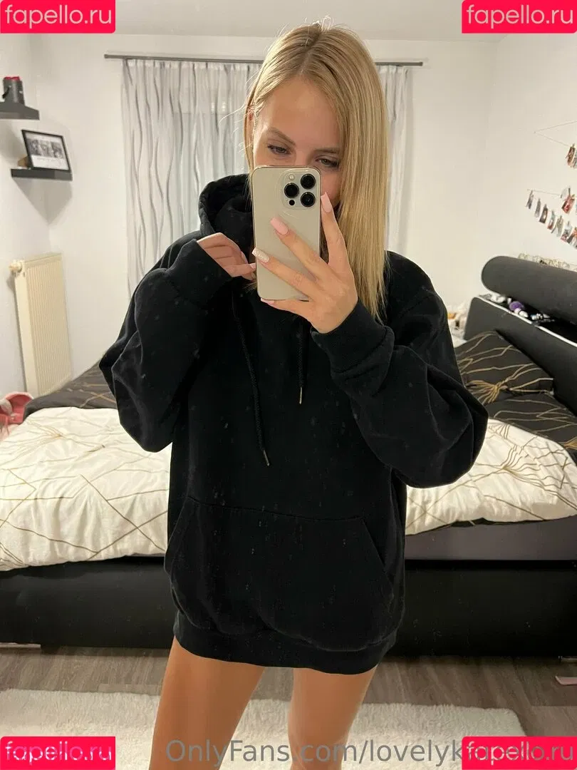 lovelykatexoxo Onlyfans Photo Gallery 
