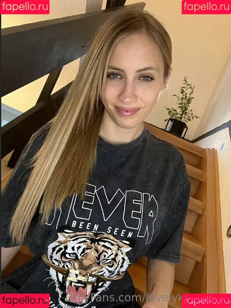 lovelykatexoxo Onlyfans Photo Gallery 