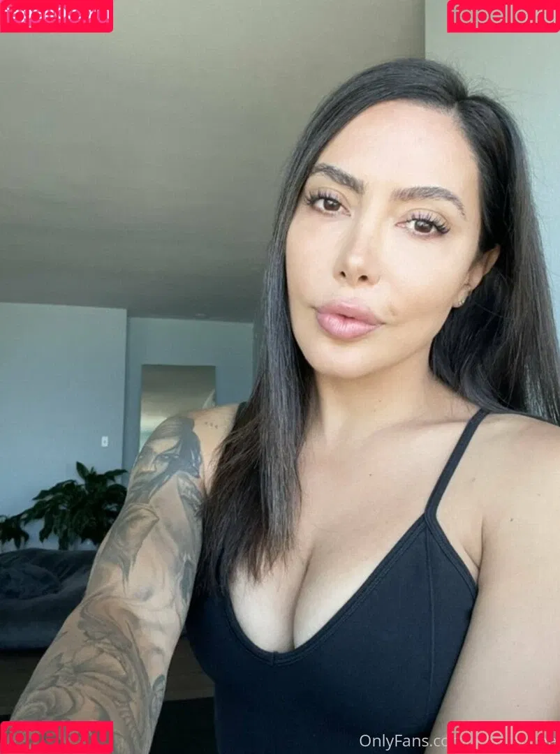 lelastarfree Onlyfans Photo Gallery 