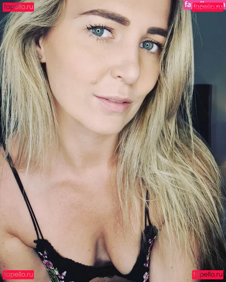 Ashley Campbell Onlyfans Photo Gallery 