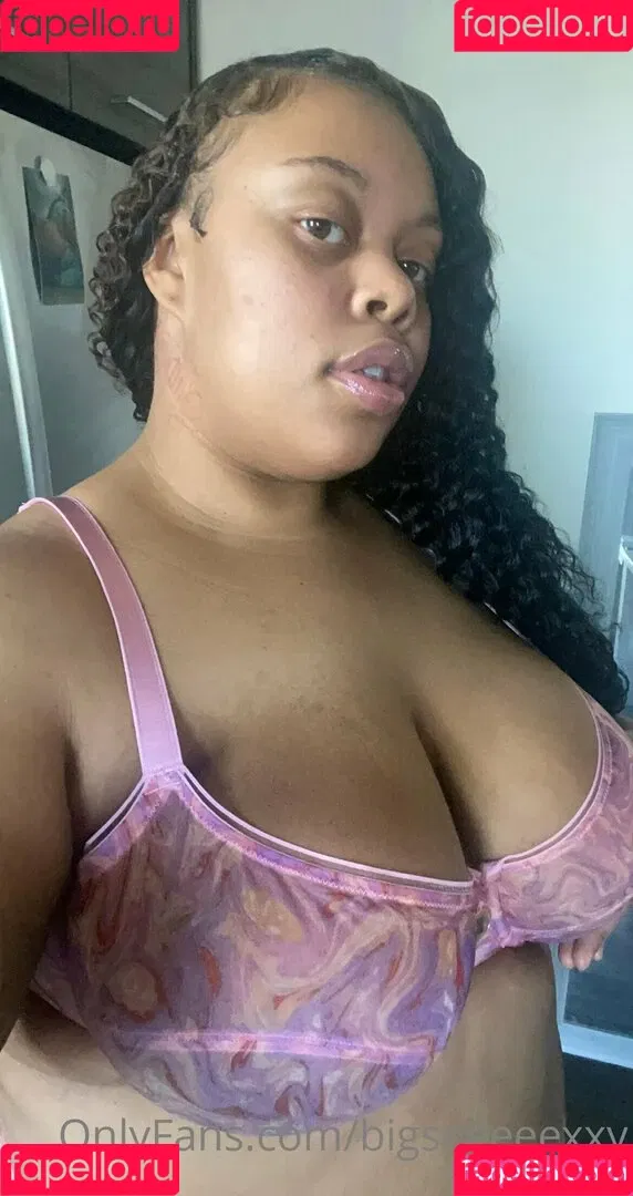 bigseeeeexxy Onlyfans Photo Gallery 