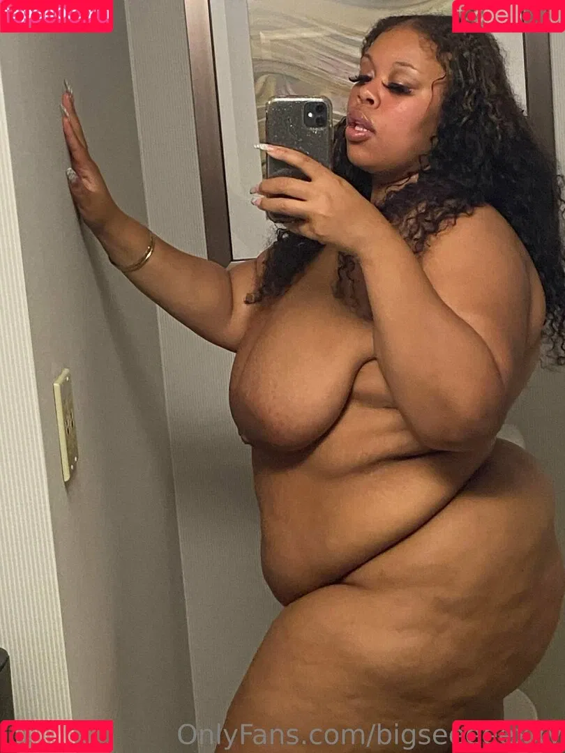 bigseeeeexxy Onlyfans Photo Gallery 