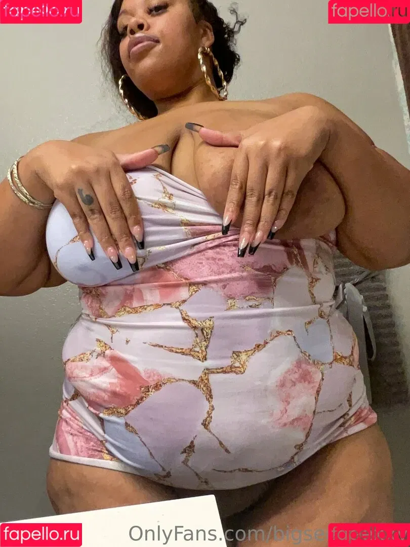 bigseeeeexxy Onlyfans Photo Gallery 