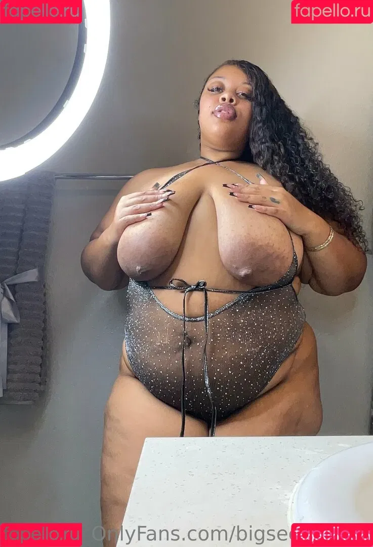 bigseeeeexxy Onlyfans Photo Gallery 