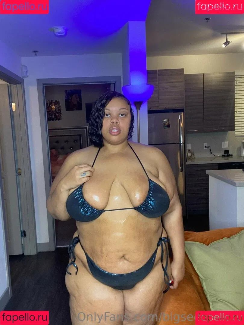 bigseeeeexxy Onlyfans Photo Gallery 