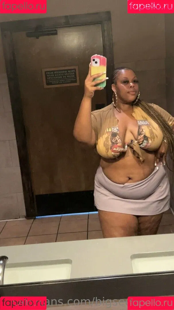 bigseeeeexxy Onlyfans Photo Gallery 