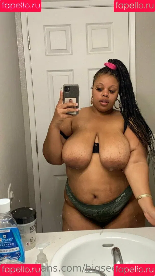 bigseeeeexxy Onlyfans Photo Gallery 