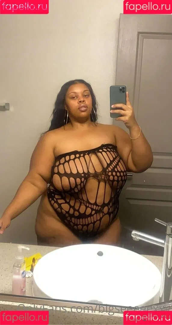 bigseeeeexxy Onlyfans Photo Gallery 