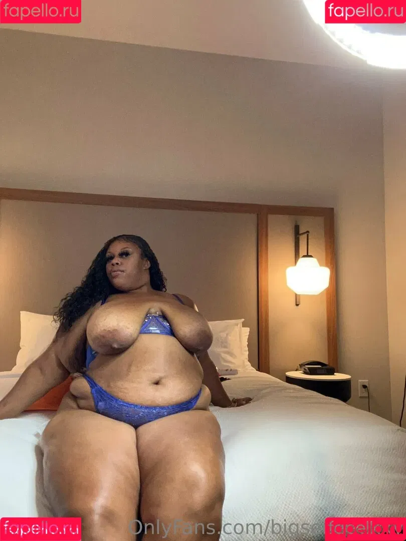 bigseeeeexxy Onlyfans Photo Gallery 