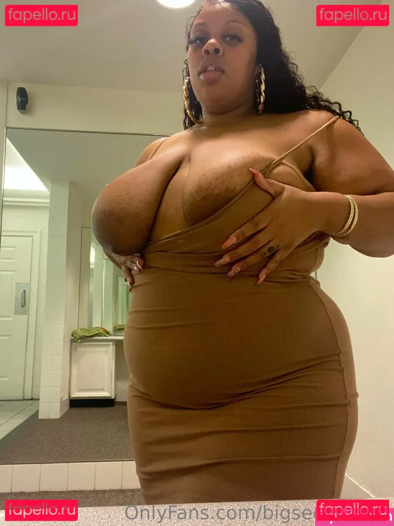 bigseeeeexxy Onlyfans Photo Gallery 