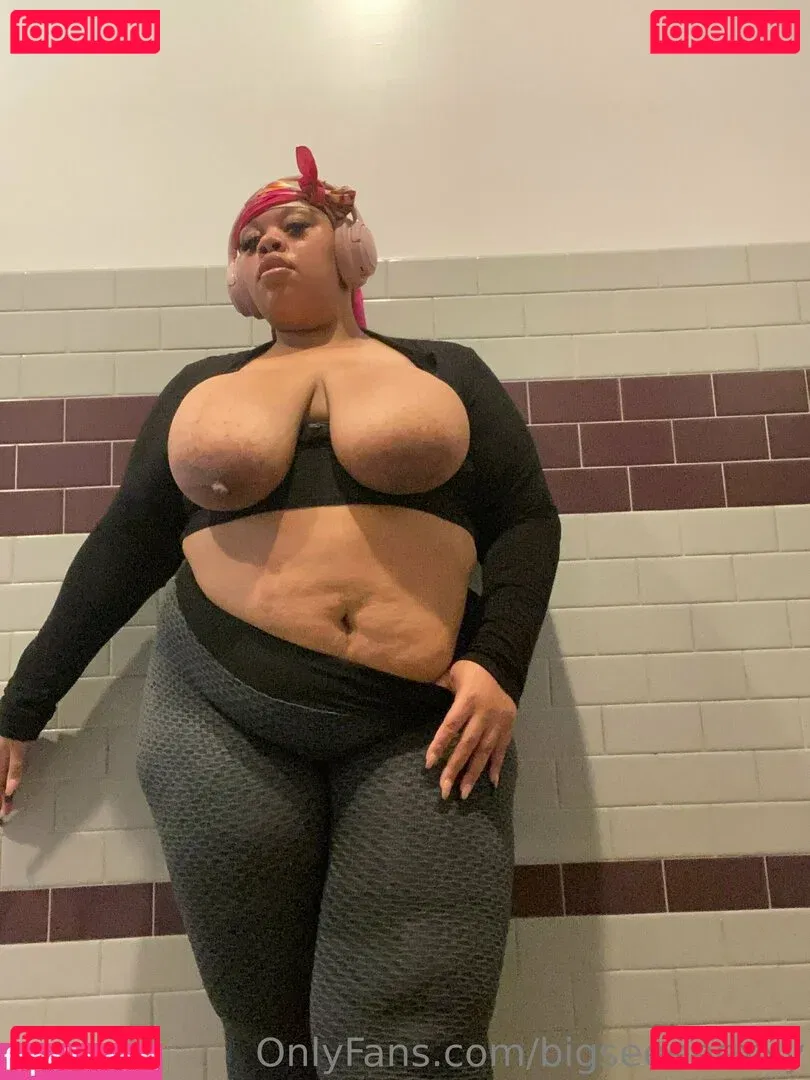 bigseeeeexxy Onlyfans Photo Gallery 