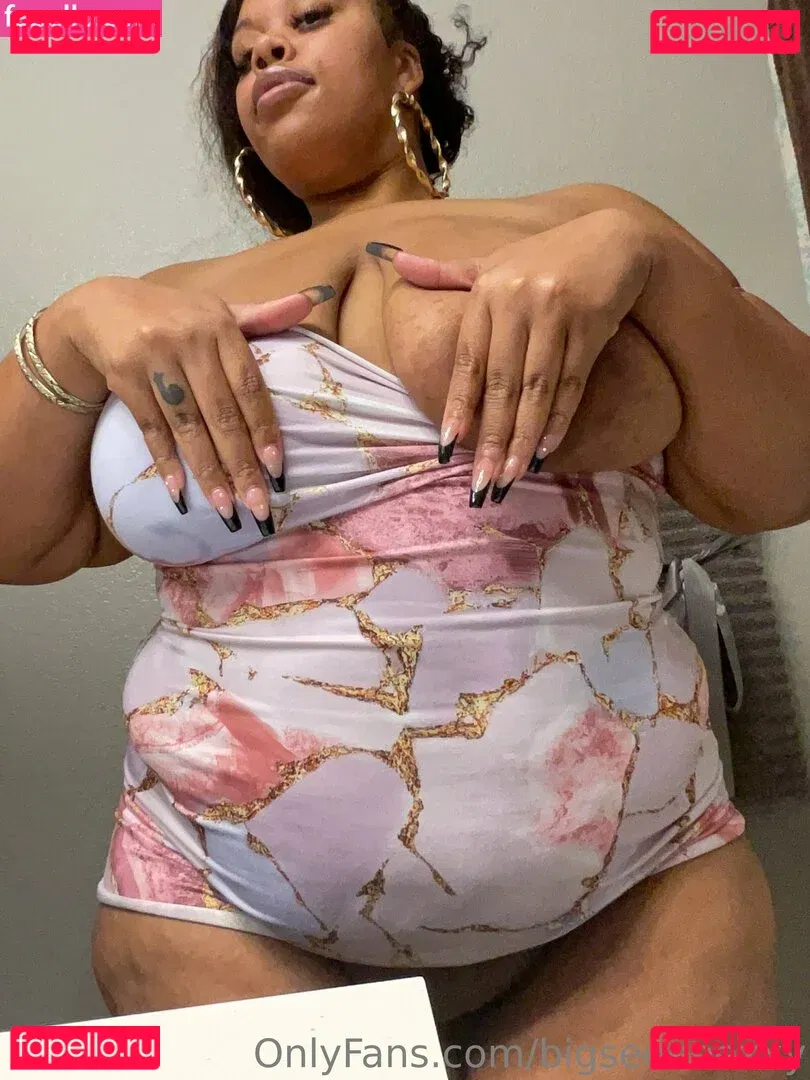bigseeeeexxy Onlyfans Photo Gallery 