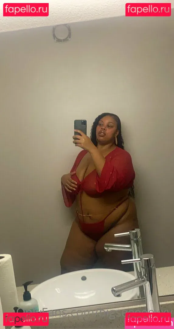 bigseeeeexxy Onlyfans Photo Gallery 