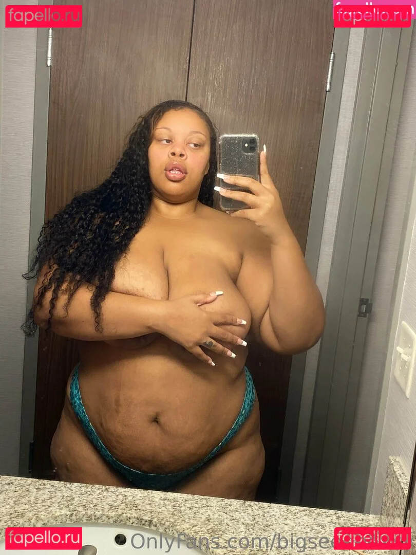 bigseeeeexxy Onlyfans Photo Gallery 