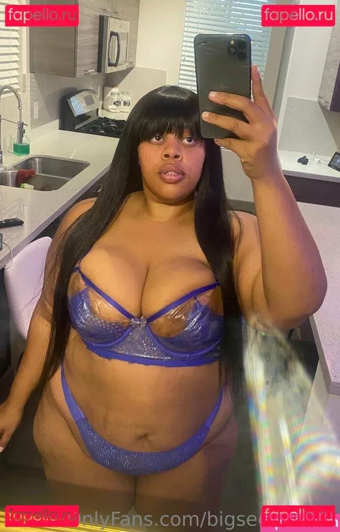 bigseeeeexxy Onlyfans Photo Gallery 