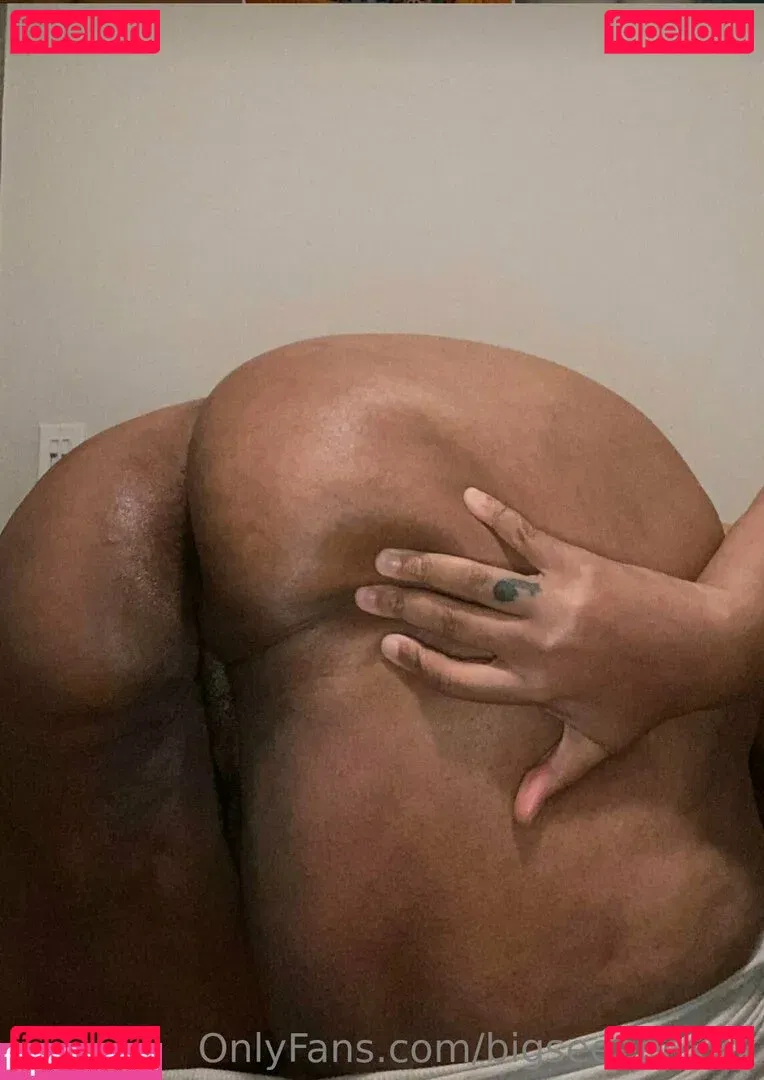 bigseeeeexxy Onlyfans Photo Gallery 