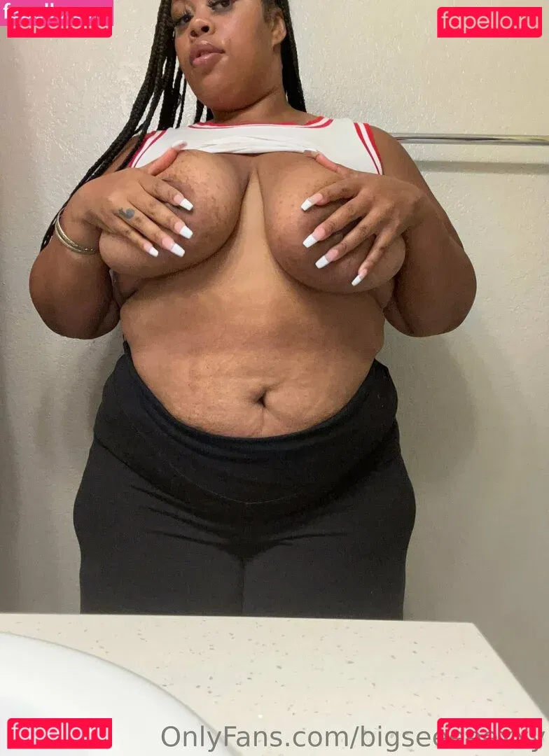 bigseeeeexxy Onlyfans Photo Gallery 