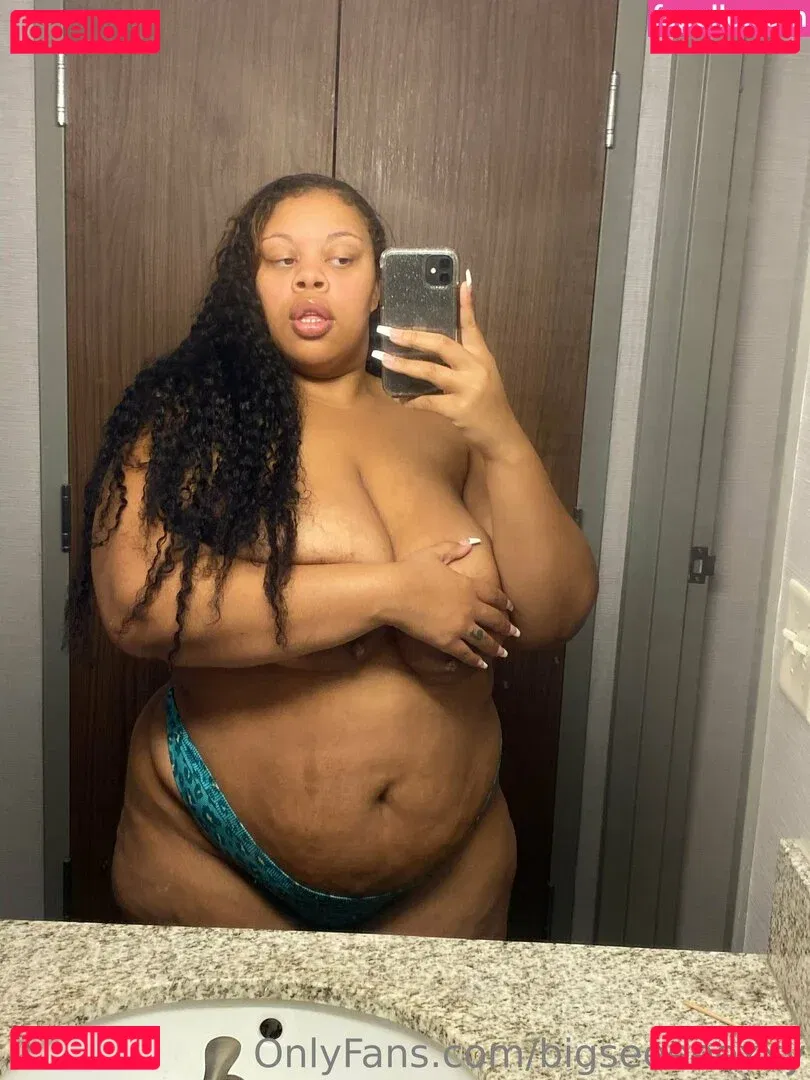 bigseeeeexxy Onlyfans Photo Gallery 