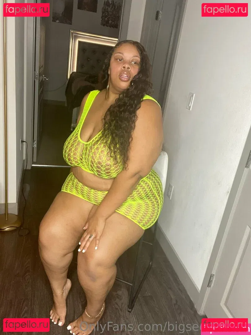 bigseeeeexxy Onlyfans Photo Gallery 