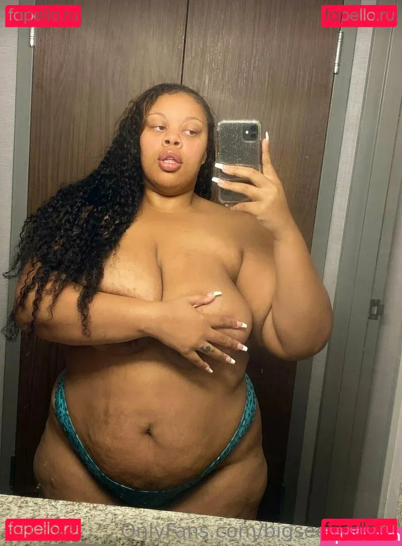 bigseeeeexxy Onlyfans Photo Gallery 