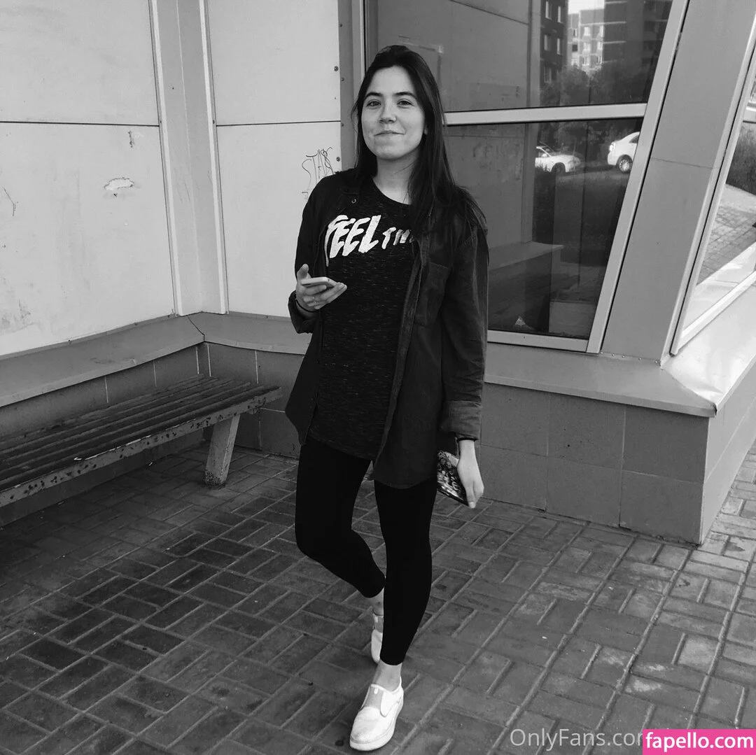 kseniyaa Onlyfans Photo Gallery 