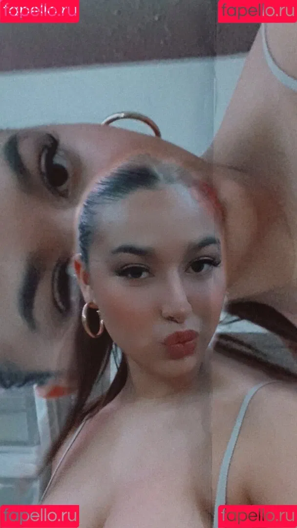 Kyla Romero Onlyfans Photo Gallery 