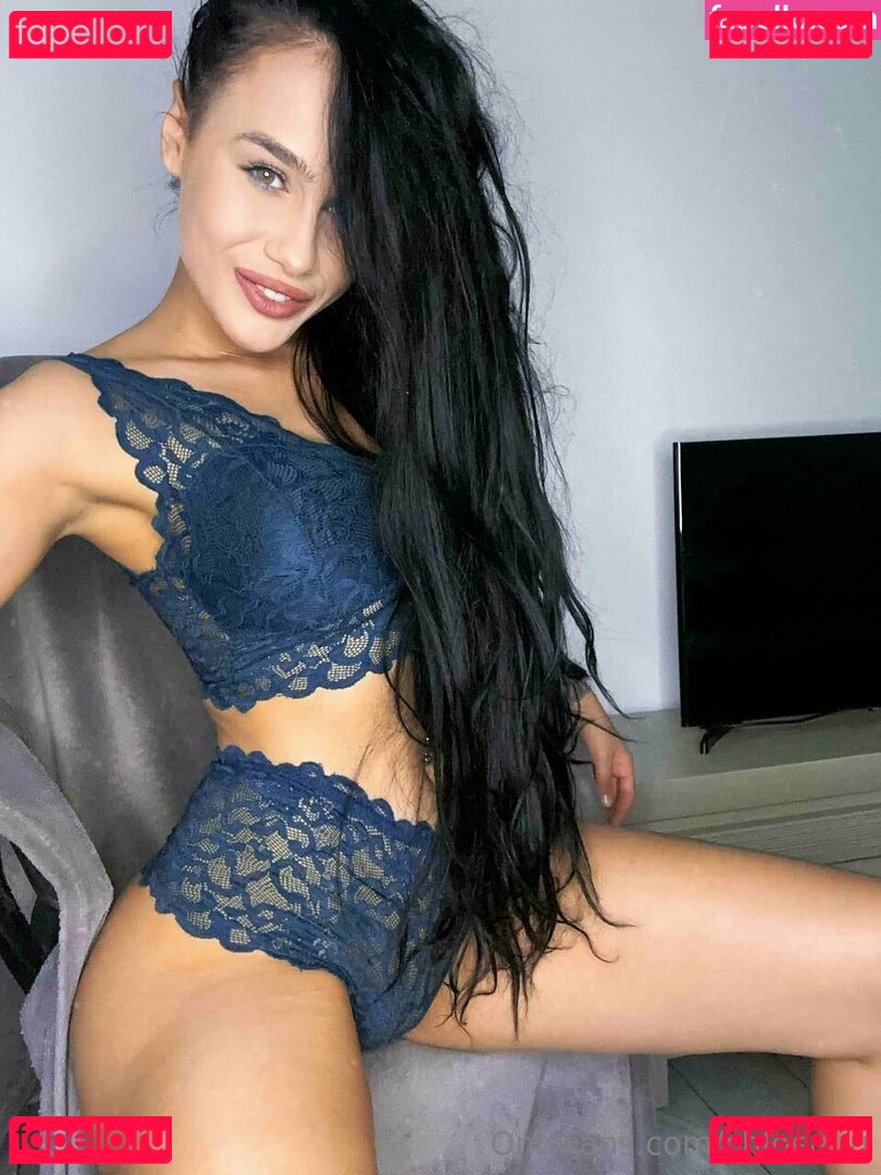 chloeebu Nude Onlyfans Photo 29