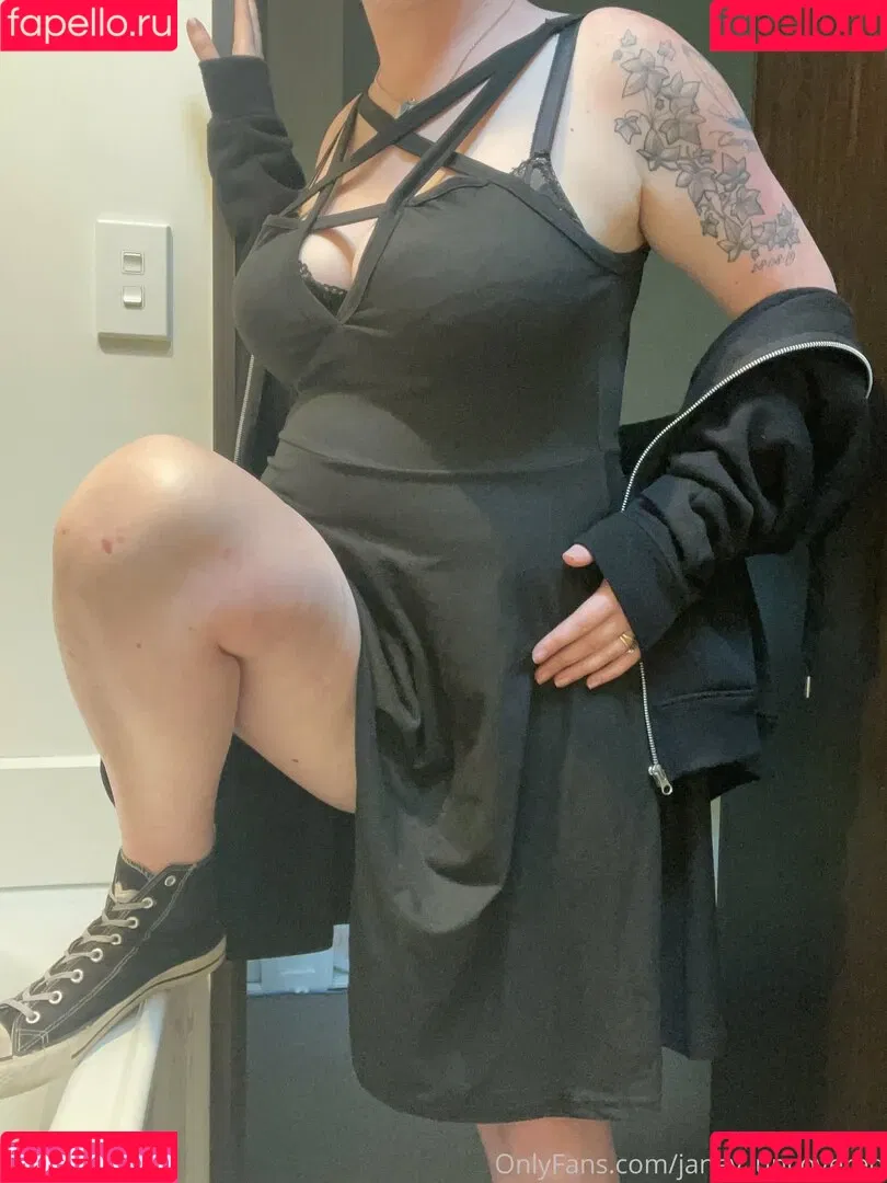 janey_uncovered Onlyfans Photo Gallery 