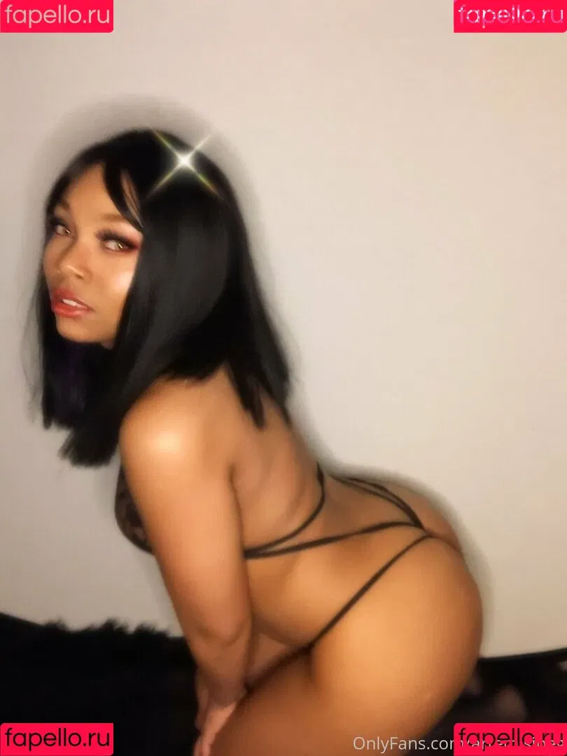 artemisjpeg Onlyfans Photo Gallery 