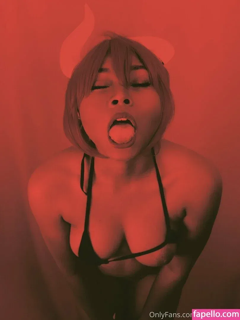 artemisjpeg Onlyfans Photo Gallery 