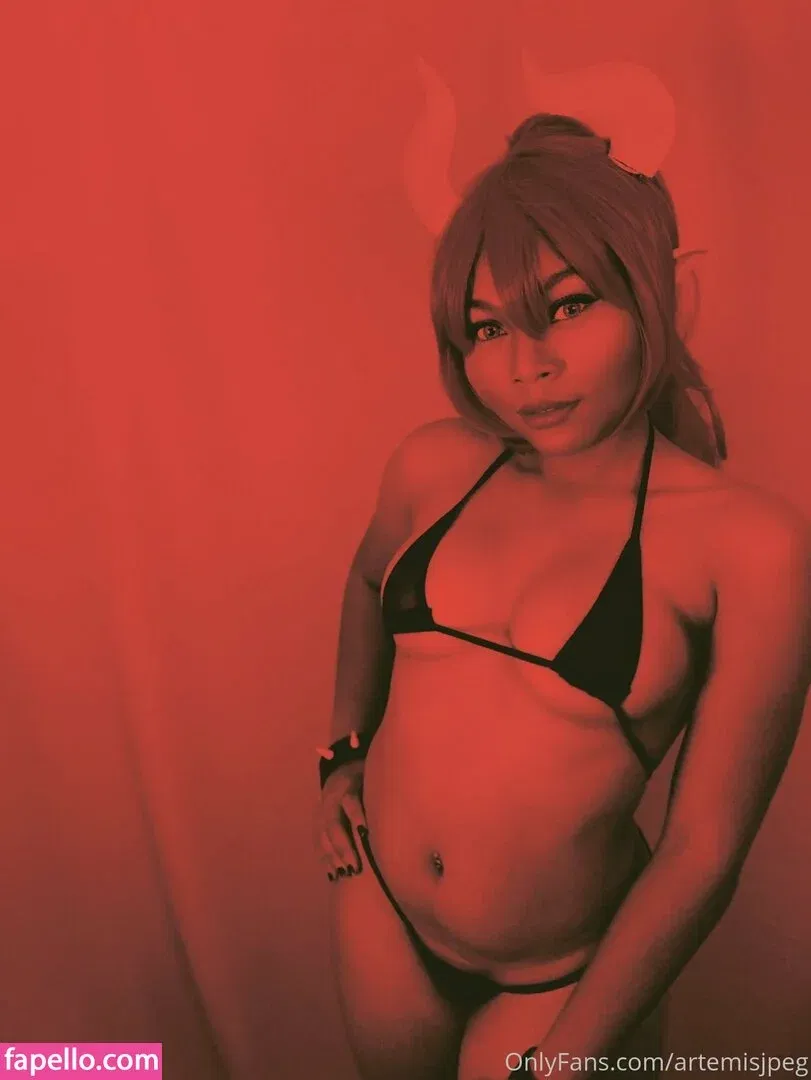 artemisjpeg Onlyfans Photo Gallery 