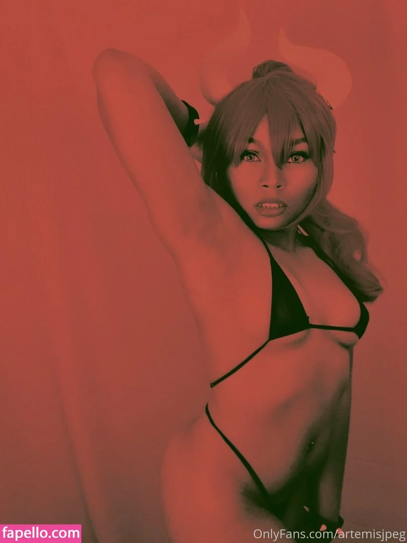 artemisjpeg Onlyfans Photo Gallery 