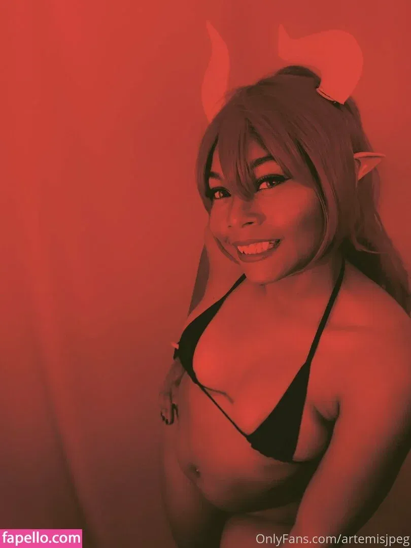 artemisjpeg Onlyfans Photo Gallery 