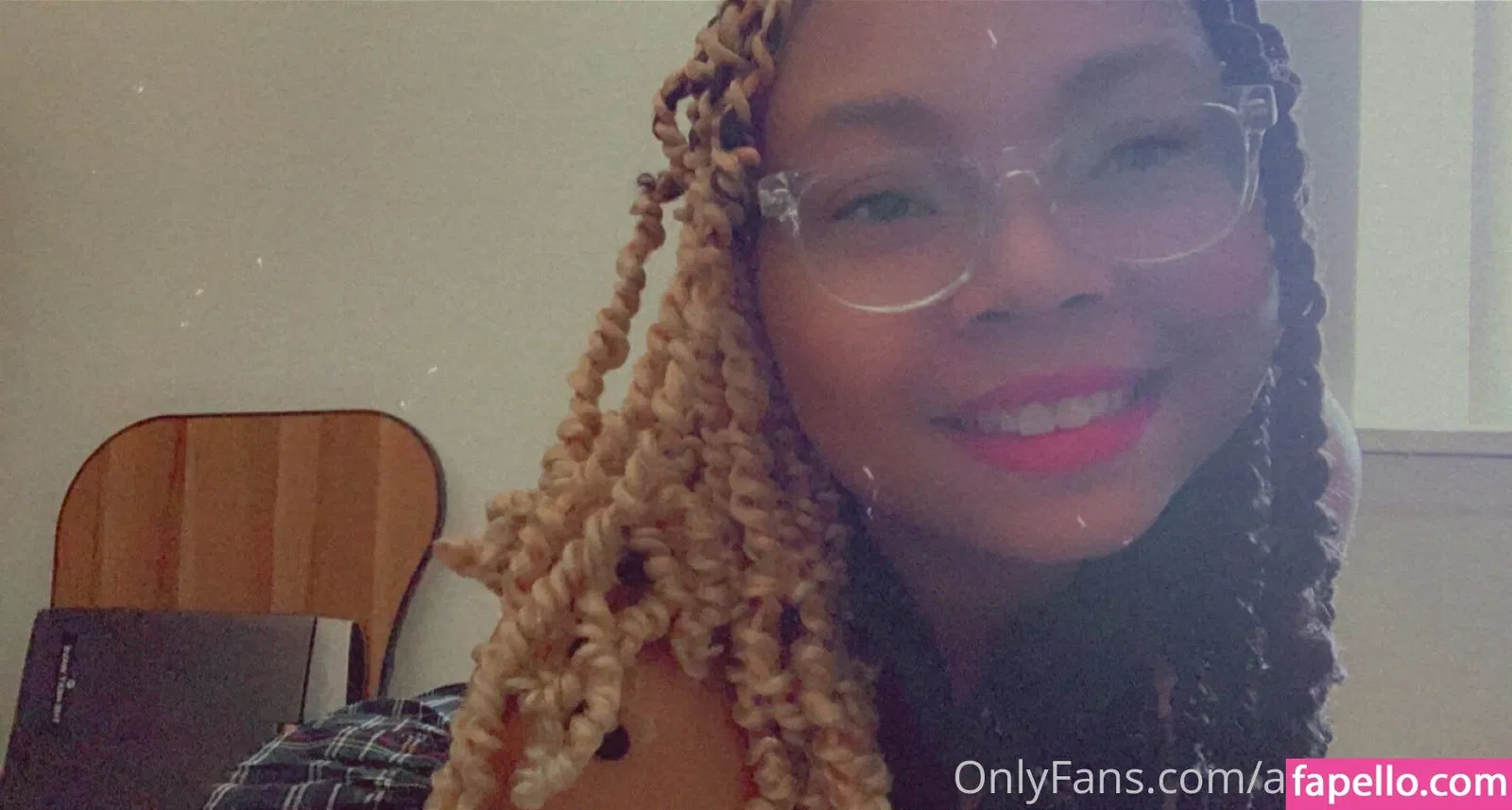 artemisjpeg Onlyfans Photo Gallery 