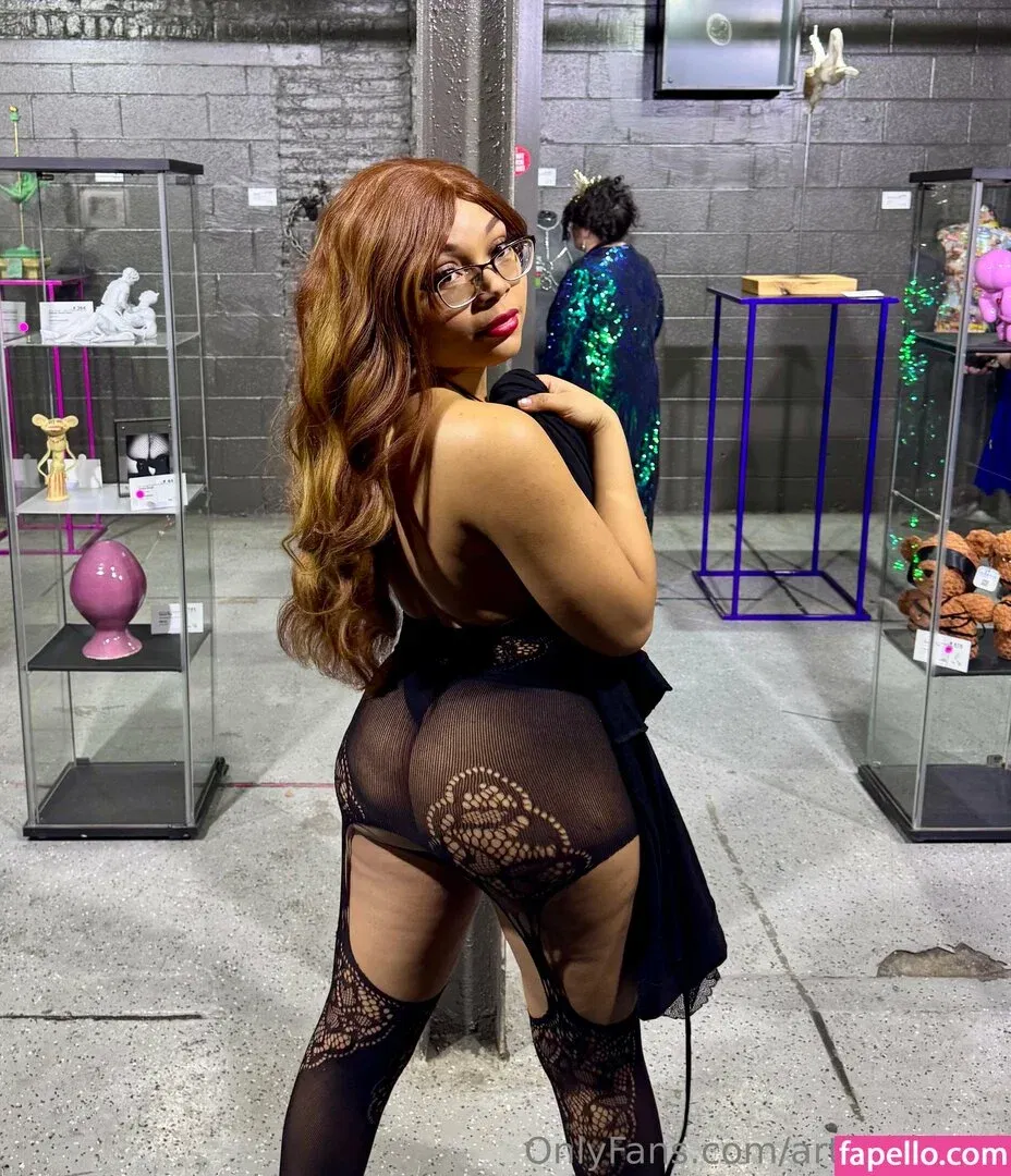 artemisjpeg Onlyfans Photo Gallery 