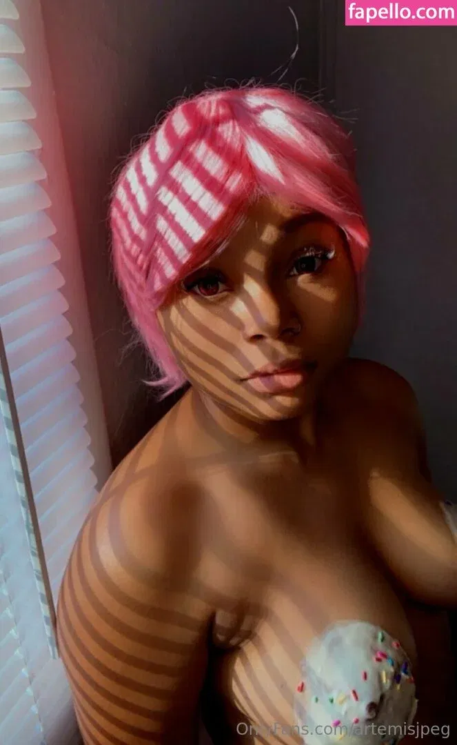 artemisjpeg Onlyfans Photo Gallery 