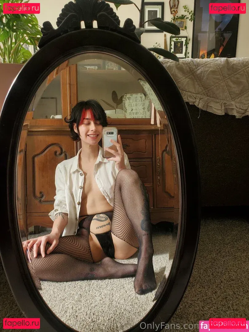 lilbathory Onlyfans Photo Gallery 