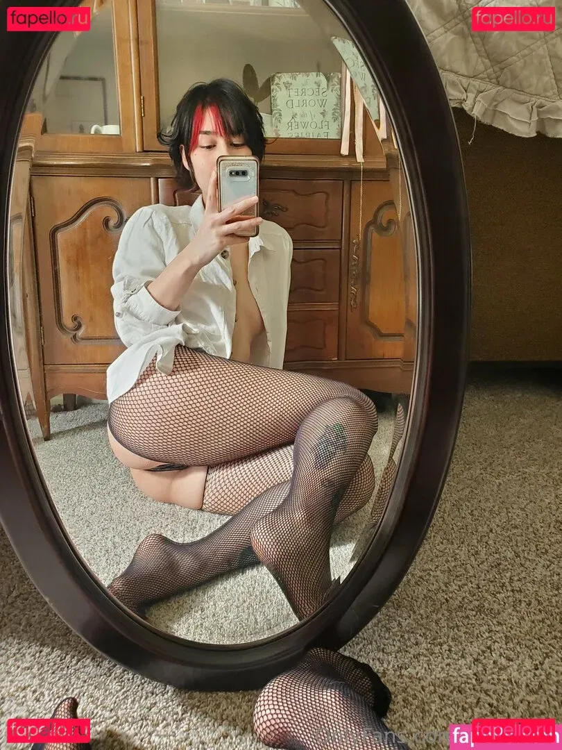 lilbathory Onlyfans Photo Gallery 