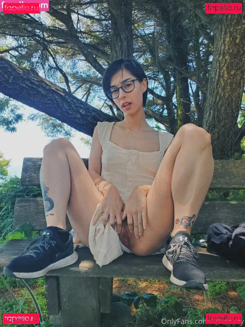 lilbathory Onlyfans Photo Gallery 