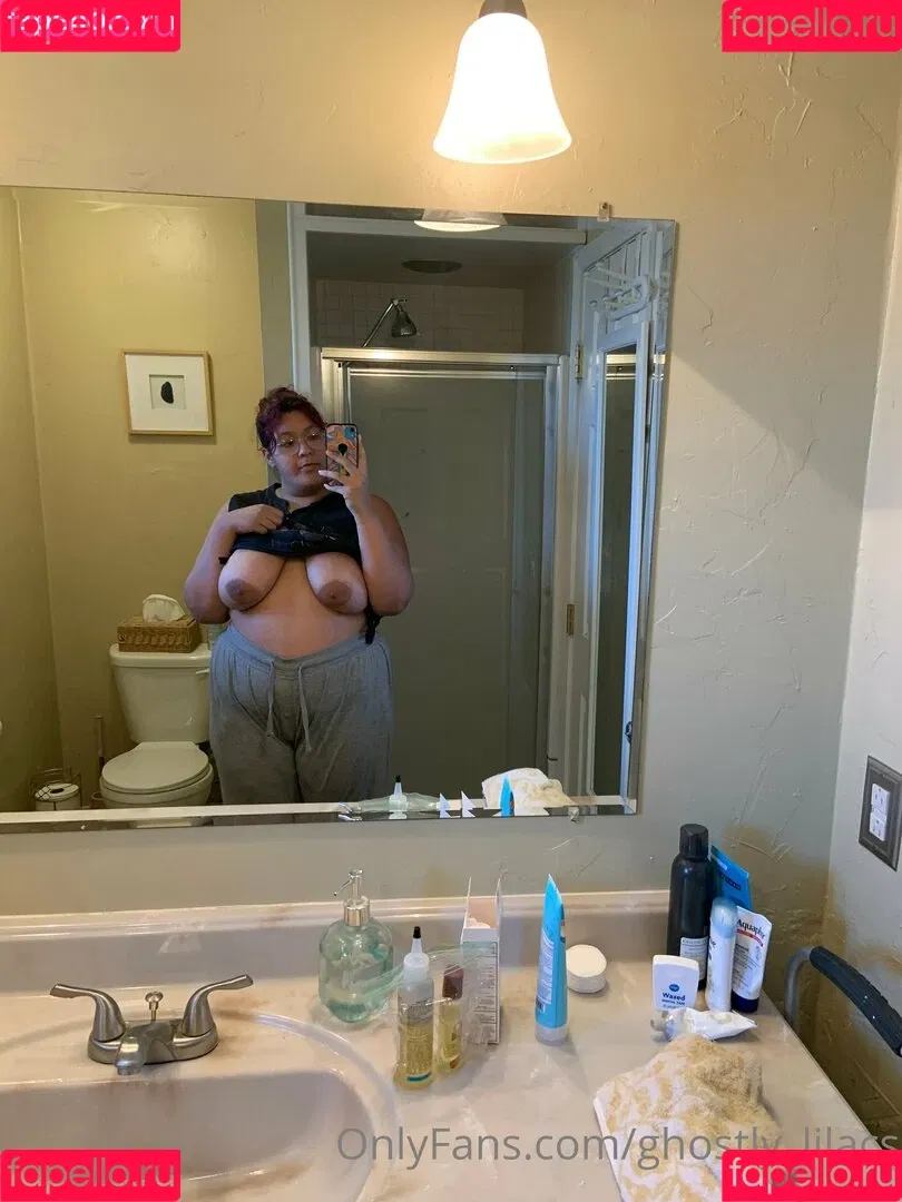 ghostly_lilacs Onlyfans Photo Gallery 